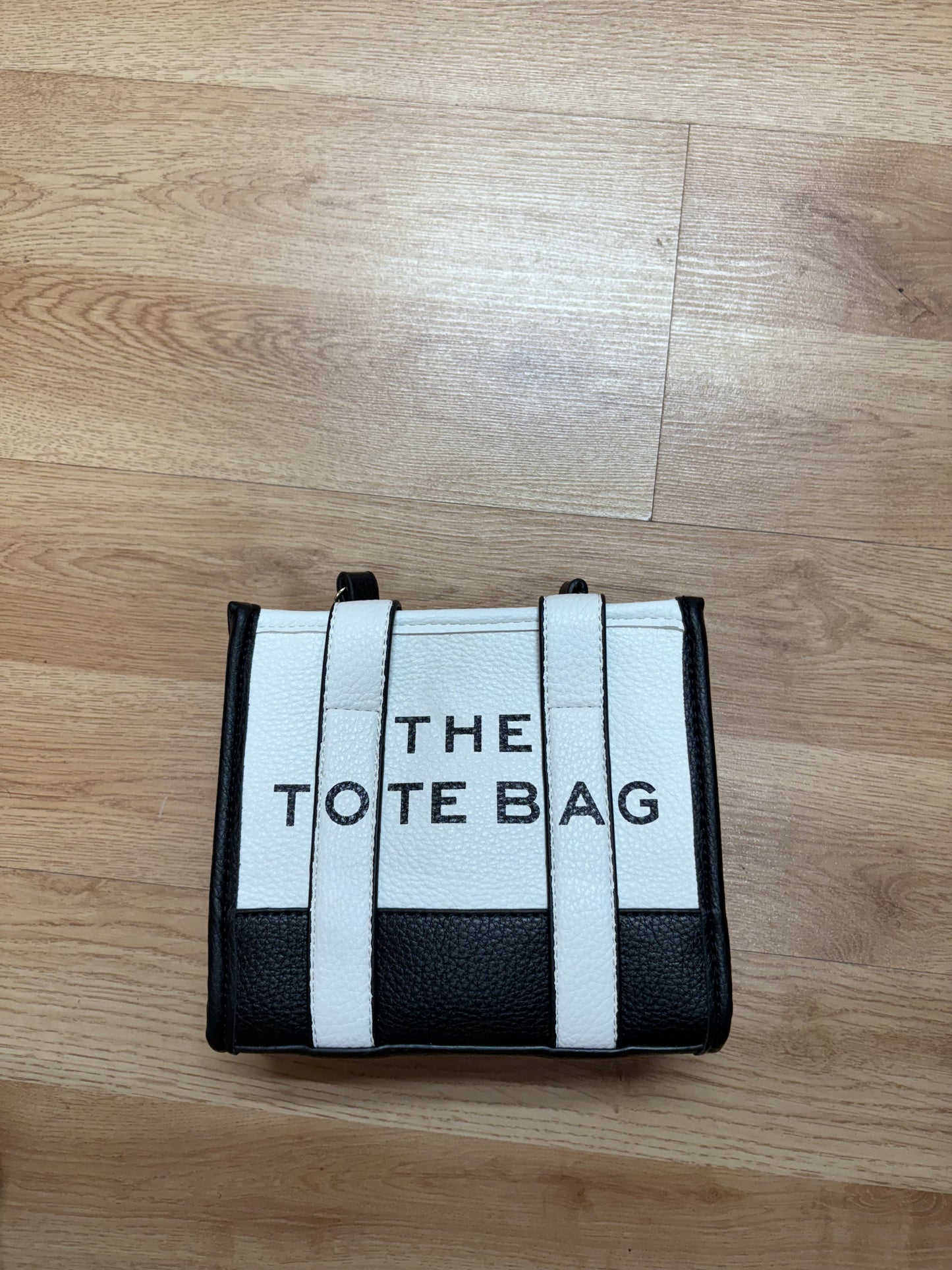 Small tote bag