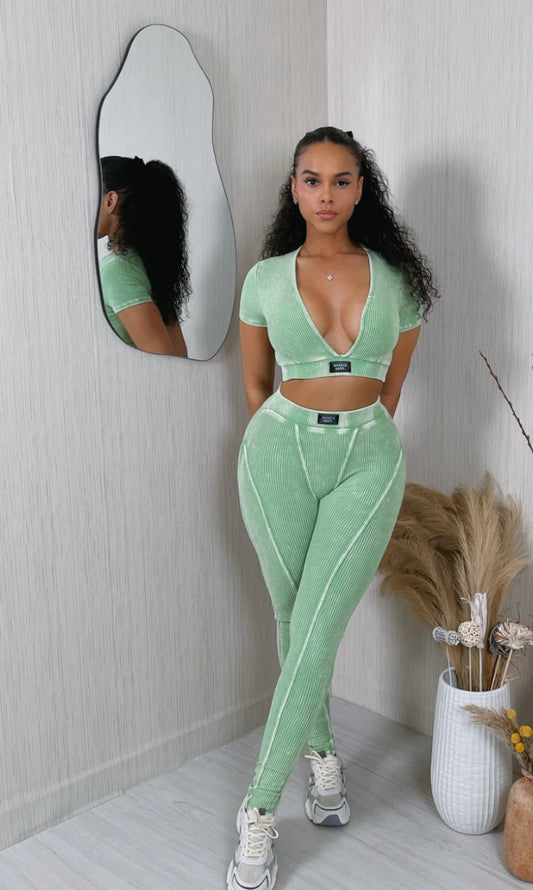 Minty 2 piece set