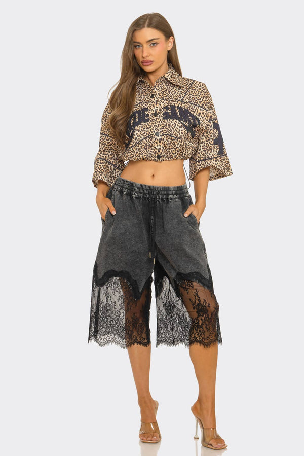 Leo Print Rhinestone Graphic Cropped Shirt Jacket