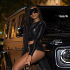 SHE OUTSIDE SET front view