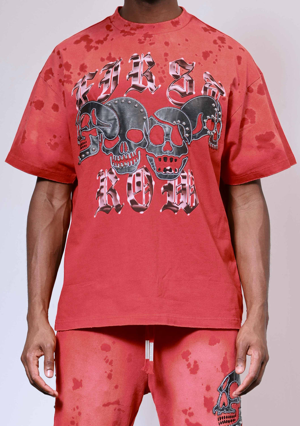 WAKE UP AND BE FIERCE APPLIQUE TEE