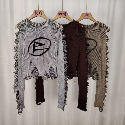 Fashion damaged sweater