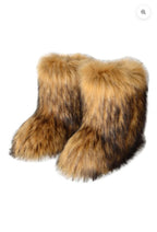 Beastie boot short