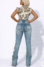 Classic Women’s Denim Jeans outfit