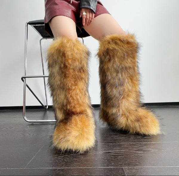 Mega Beastie boot women streetwear outfit