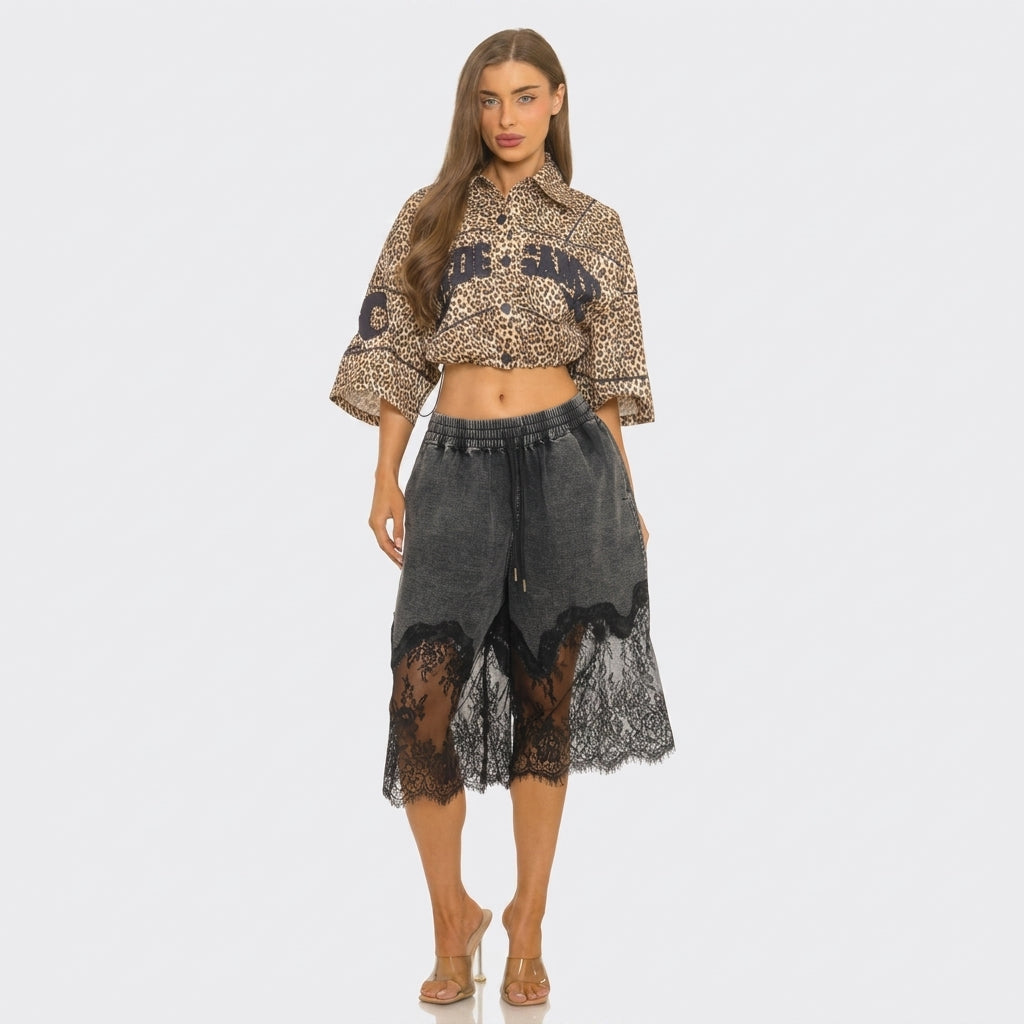Leo Print Rhinestone Graphic Cropped Shirt Jacket