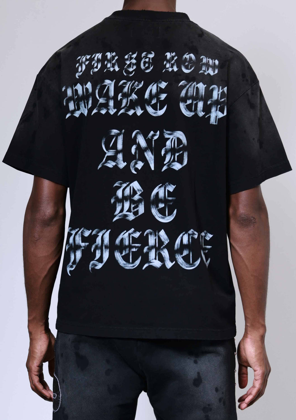 WAKE UP AND BE FIERCE APPLIQUE TEE