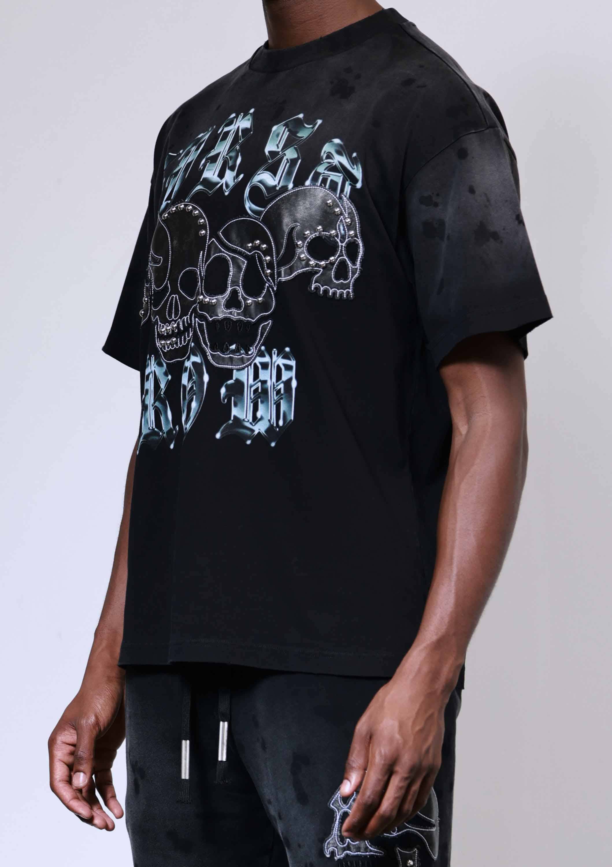 WAKE UP AND BE FIERCE APPLIQUE TEE